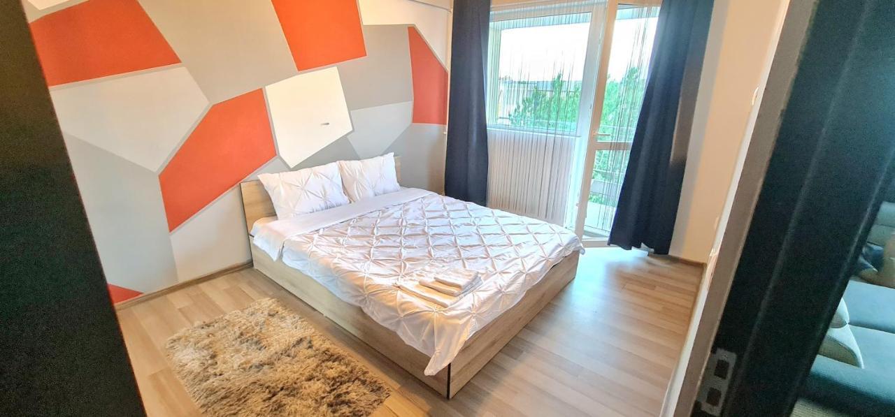 Ultracentral Apartments Bacău Екстериор снимка