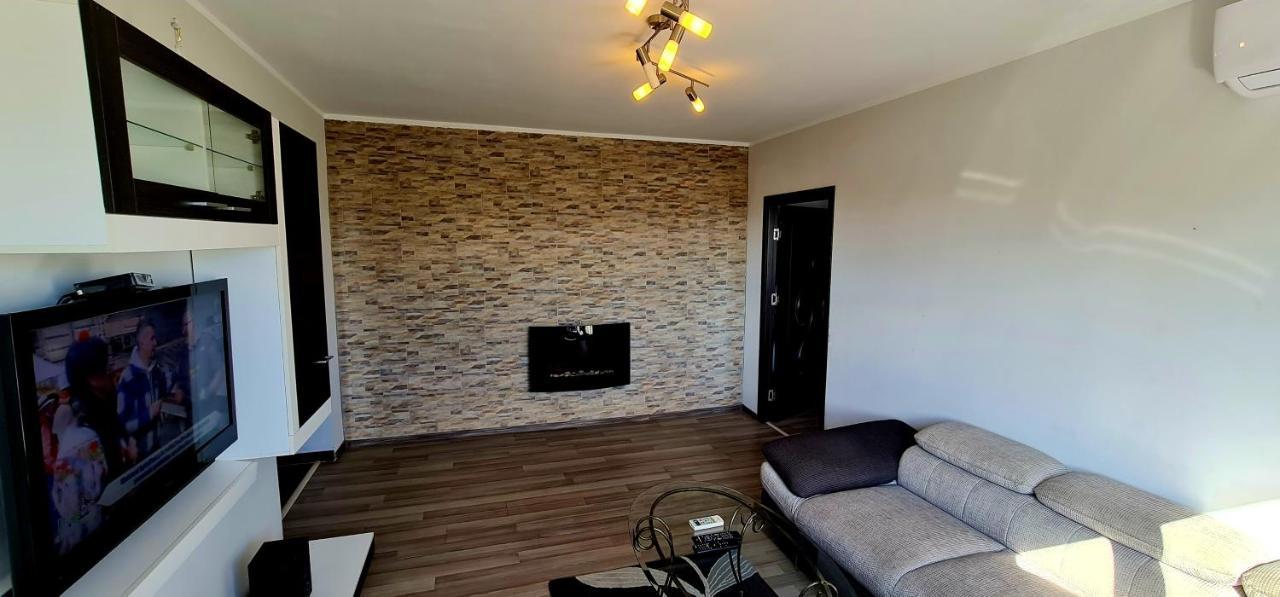 Ultracentral Apartments Bacău Екстериор снимка